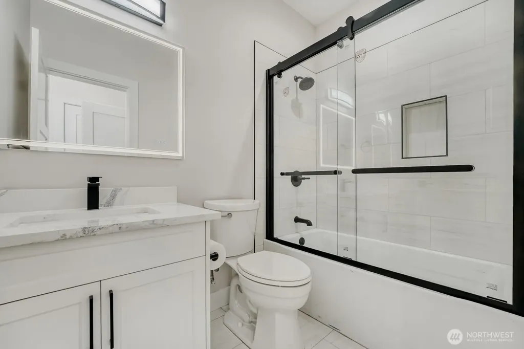 3418 S 164th Street Seatac WA 98188