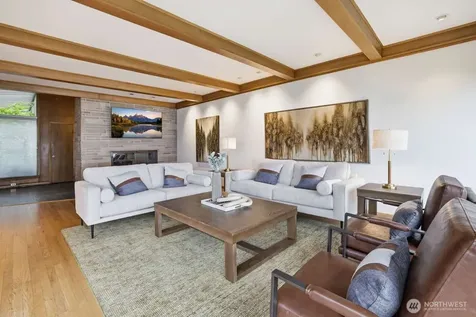 2514 Shoreland Drive S Seattle WA 98144