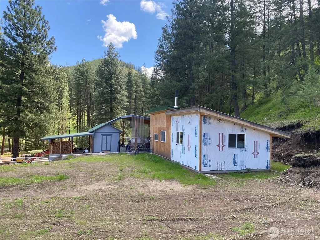 102 Elbow Canyon Road Twisp WA 98856