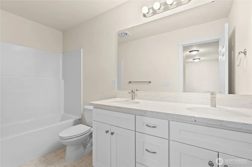 18224 Rockwood Court SE Yelm WA 98597