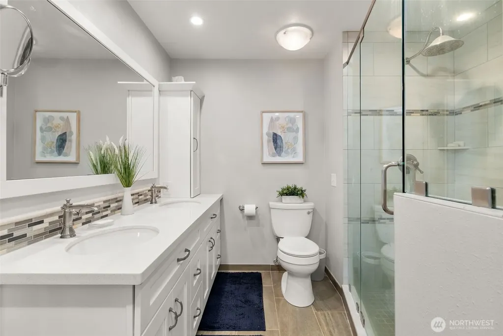 32 Cascade Key Bellevue WA 98006