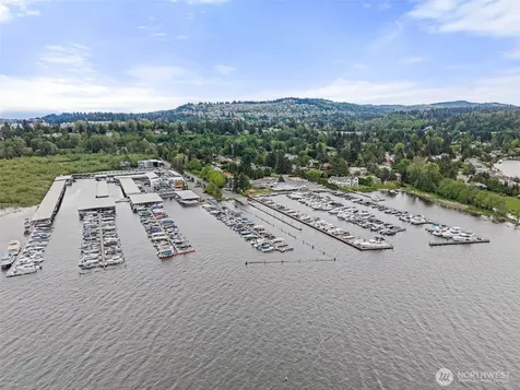 32 Cascade Key Bellevue WA 98006