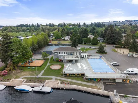 32 Cascade Key Bellevue WA 98006