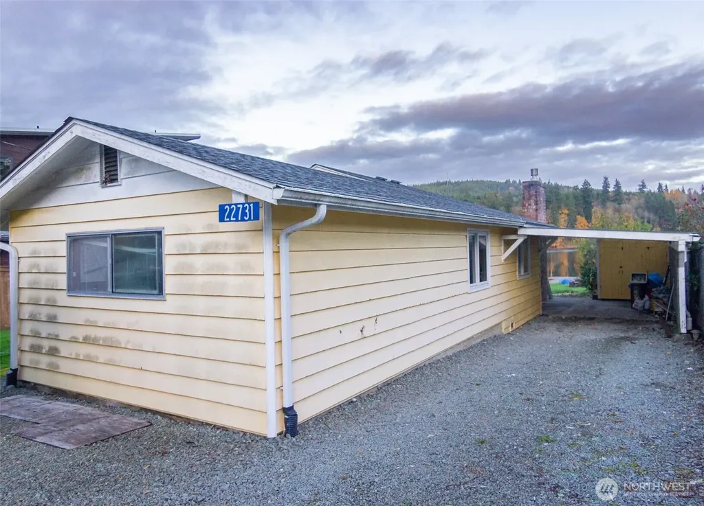 22731 Hull Road Mount Vernon WA 98226