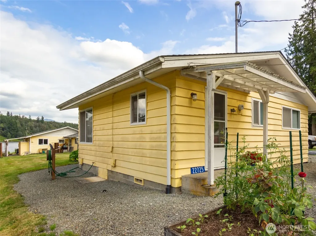 22731 Hull Road Mount Vernon WA 98226