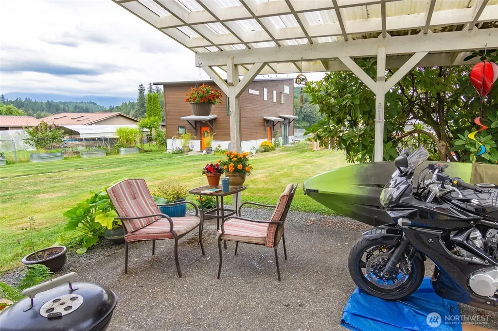 22731 Hull Road Mount Vernon WA 98226