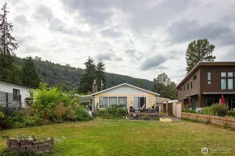 22731 Hull Road Mount Vernon WA 98226