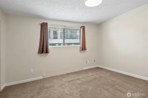 1040 S 320th Street Federal Way WA 98003