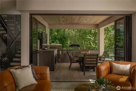 3101 E Lake Sammamish Parkway NE Sammamish WA 98074