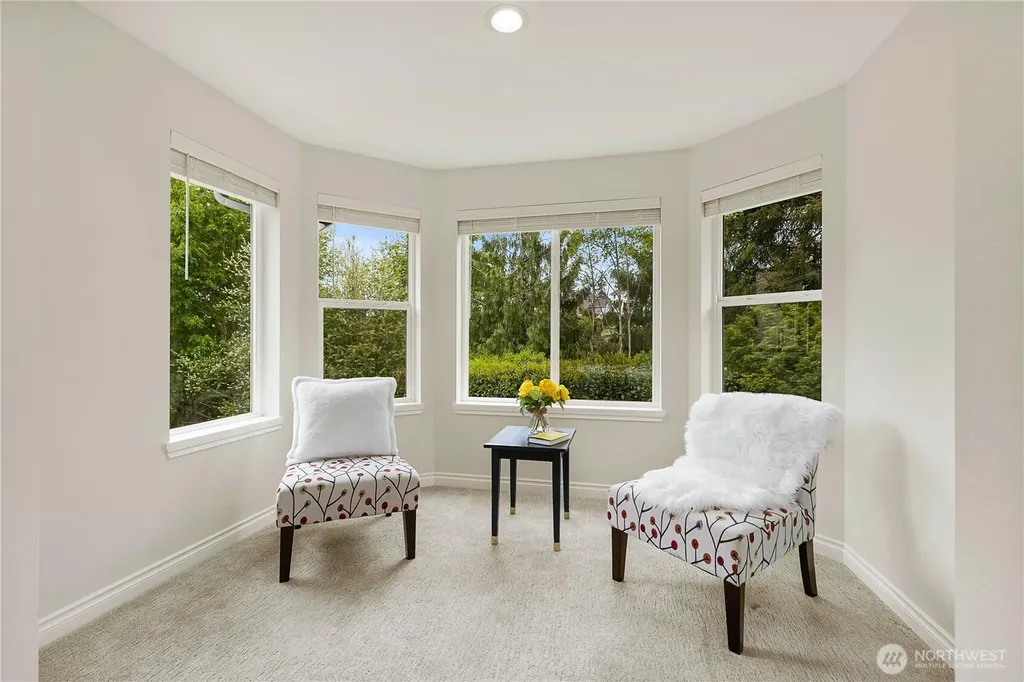 6041 Championship Circle Mukilteo WA 98275