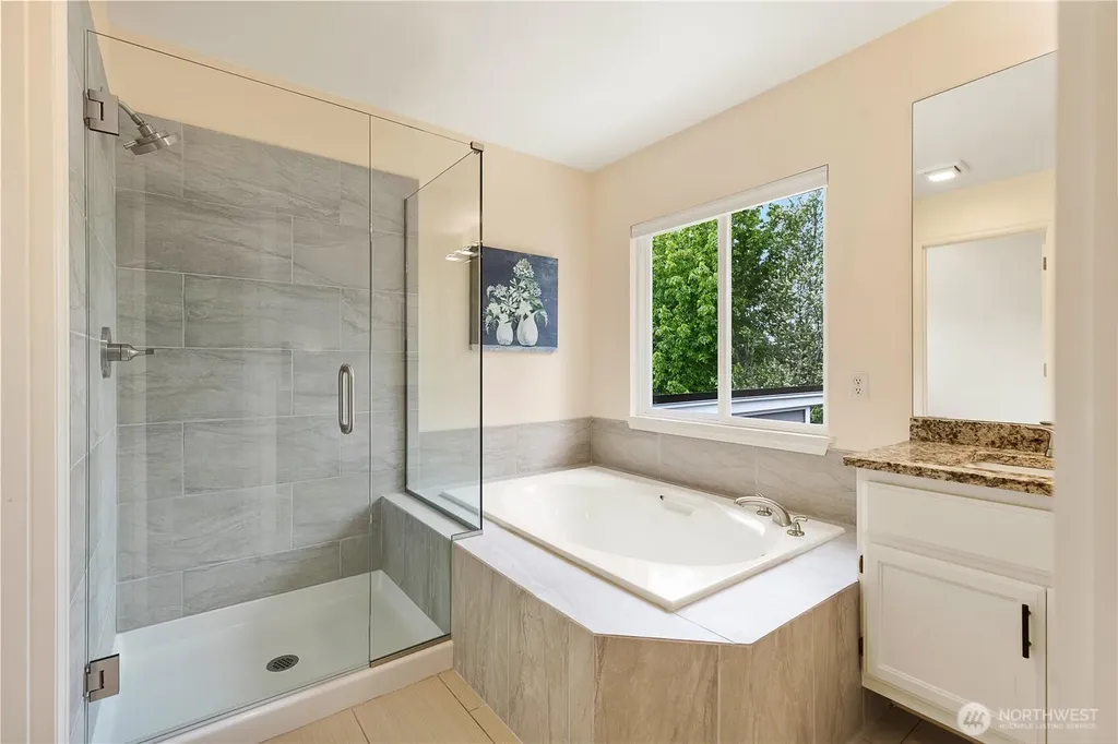 6041 Championship Circle Mukilteo WA 98275