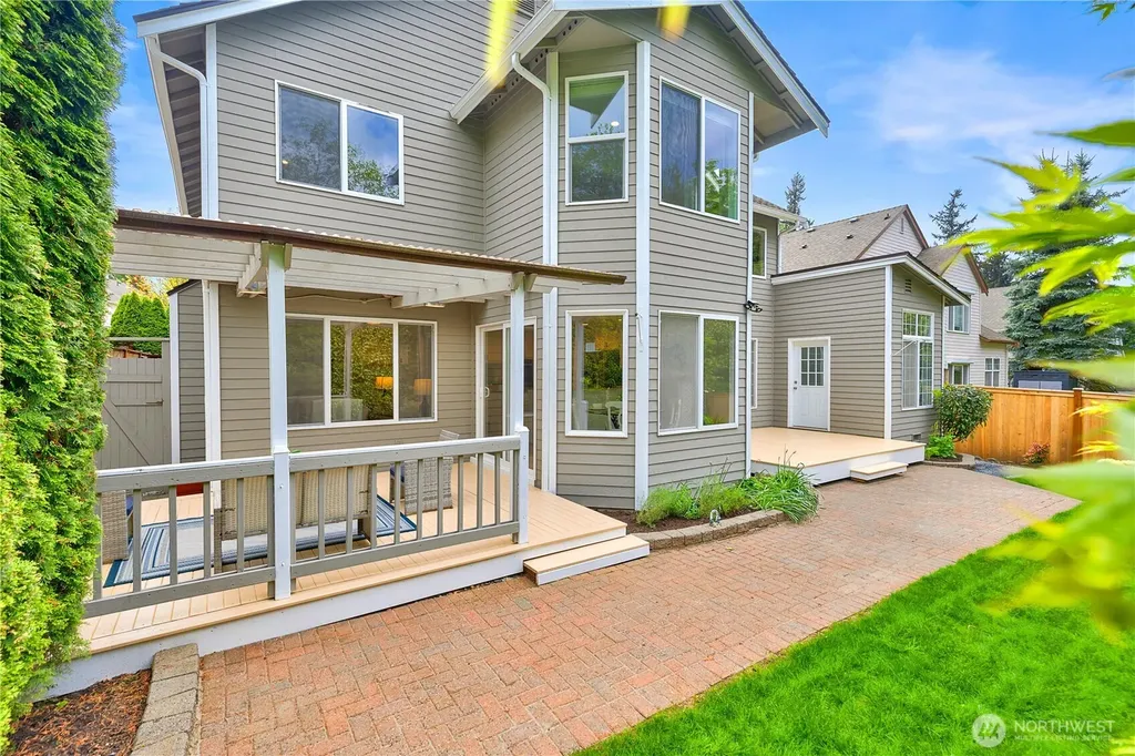 6041 Championship Circle Mukilteo WA 98275
