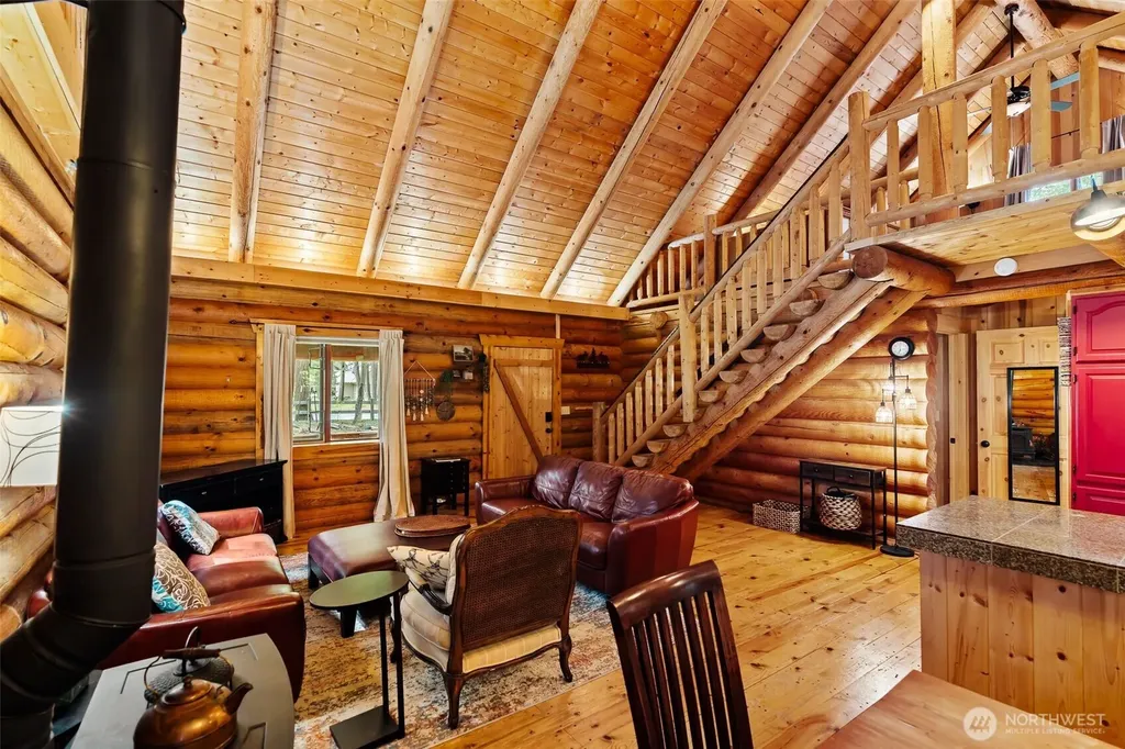 40 Lake Cle Elum Dam Road Ronald WA 98940