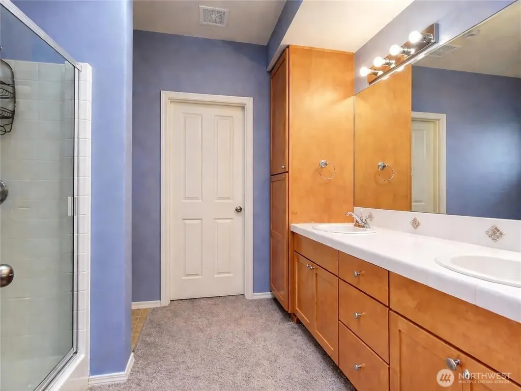 18860 NE 63rd Way Redmond WA 98052