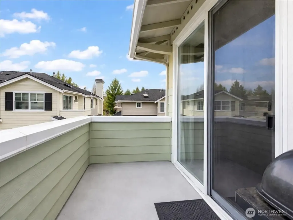 18860 NE 63rd Way Redmond WA 98052