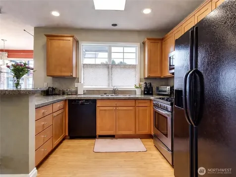 18860 NE 63rd Way Redmond WA 98052