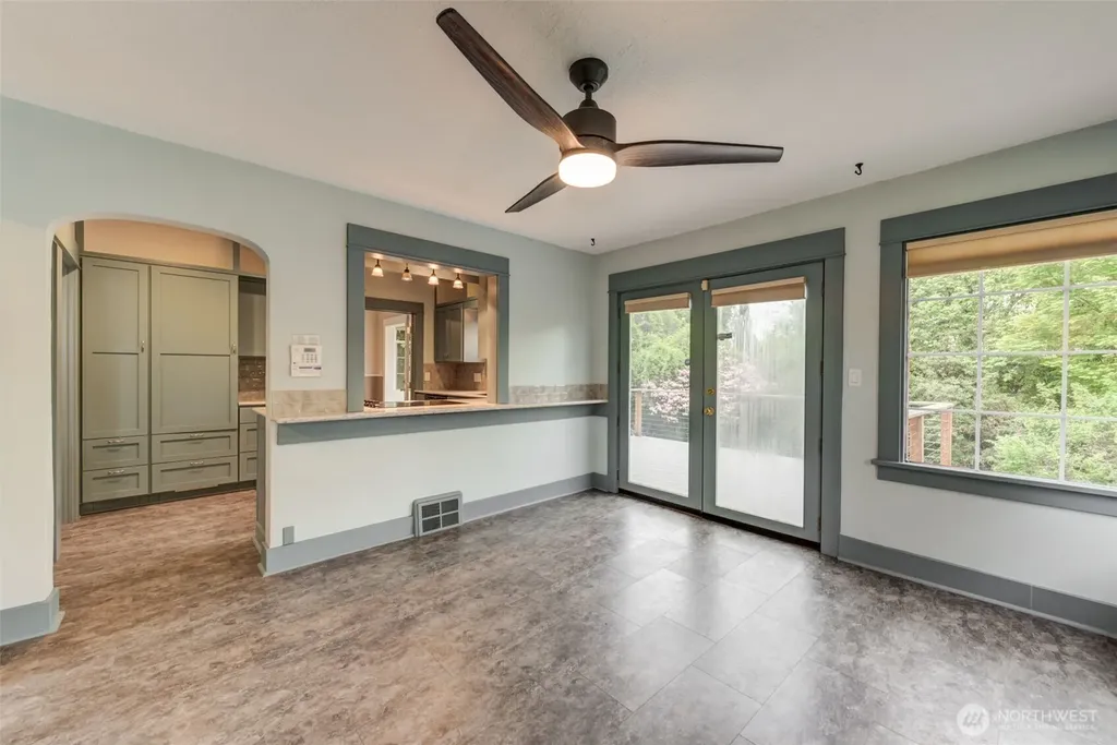 654 W Main Street Monroe WA 98272