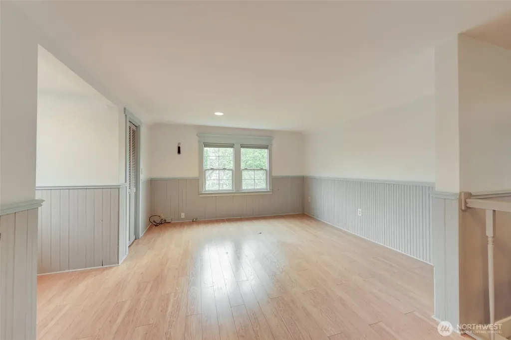 654 W Main Street Monroe WA 98272