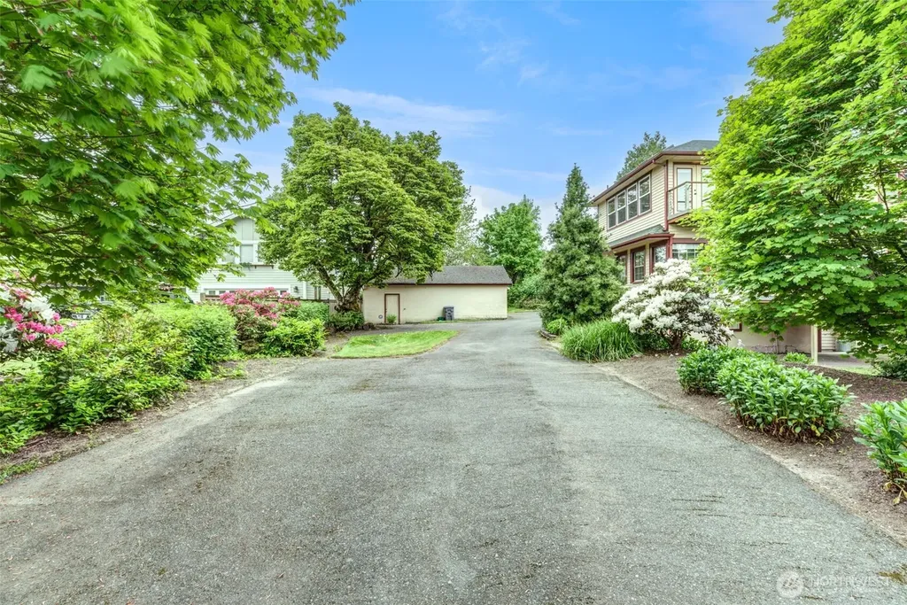 654 W Main Street Monroe WA 98272