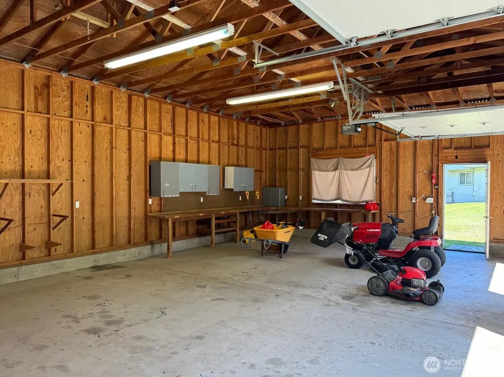 151 W Clark Road Shelton WA 98584