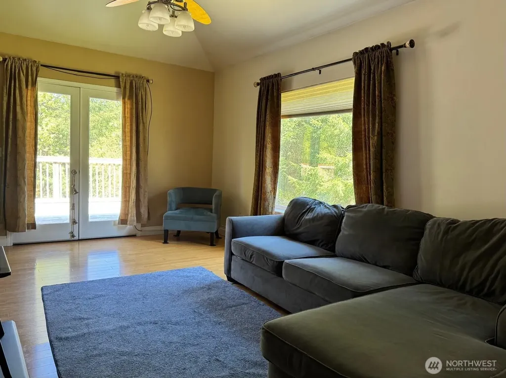 151 W Clark Road Shelton WA 98584