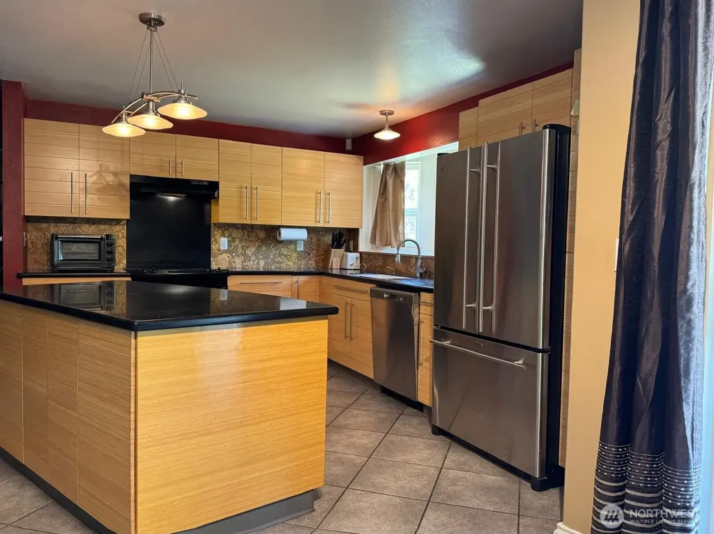 151 W Clark Road Shelton WA 98584