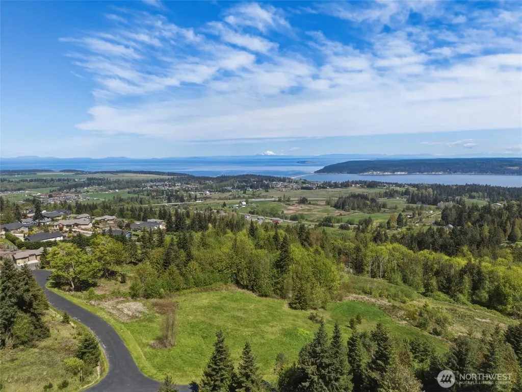 15 High View Way Sequim WA 98382