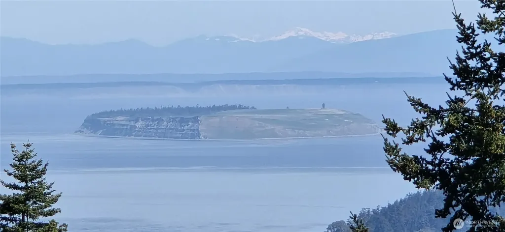 15 High View Way Sequim WA 98382