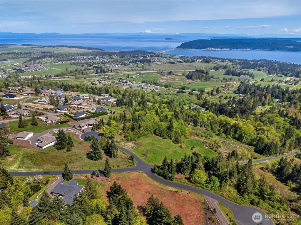 15 High View Way Sequim WA 98382