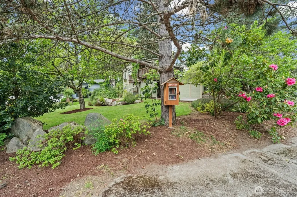 29133 46th Place S Auburn WA 98001