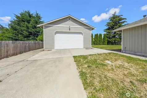 7911 119th Street Ct E Puyallup WA 98373