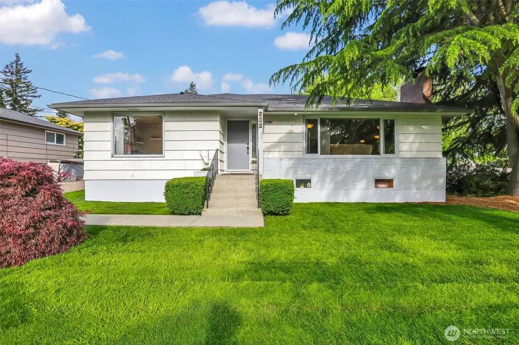602 N 16th Avenue Kelso WA 98626