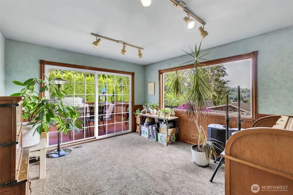 602 N 16th Avenue Kelso WA 98626