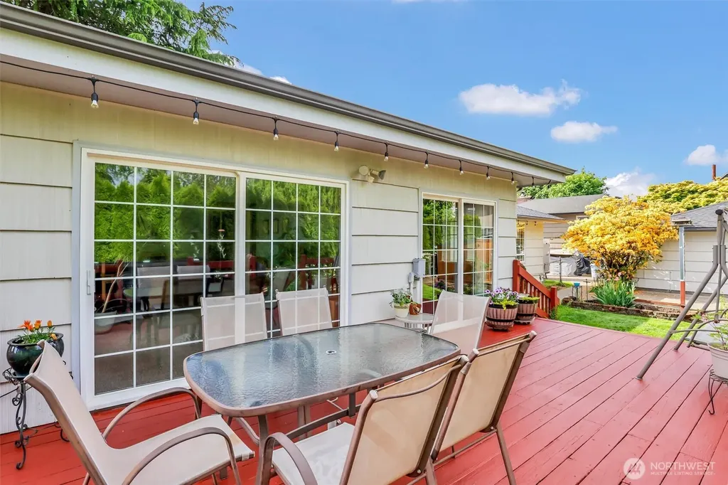 602 N 16th Avenue Kelso WA 98626