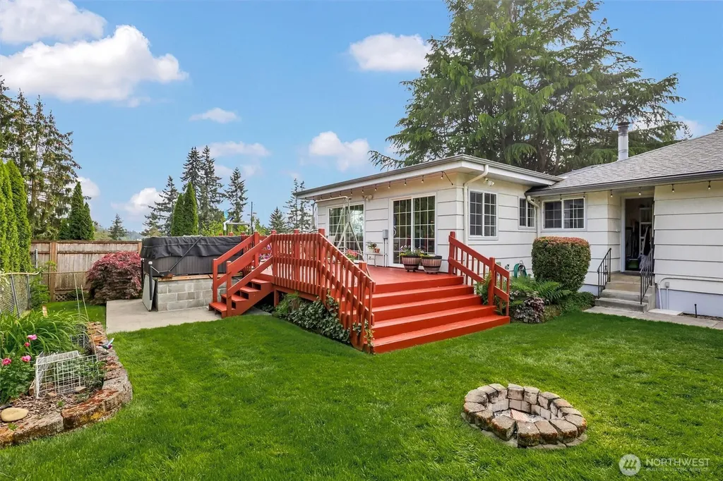 602 N 16th Avenue Kelso WA 98626