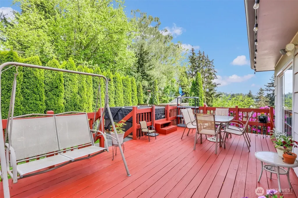 602 N 16th Avenue Kelso WA 98626