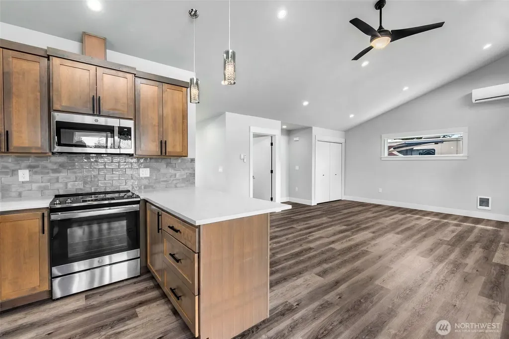 369 N Butter Clam Street SW Ocean Shores WA 98569