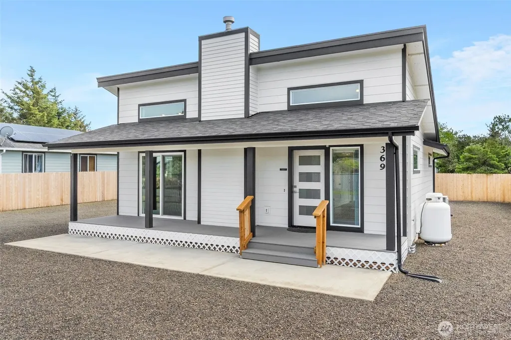 369 N Butter Clam Street SW Ocean Shores WA 98569