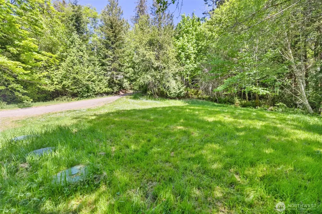 1543 Gasman Road Port Angeles WA 98362