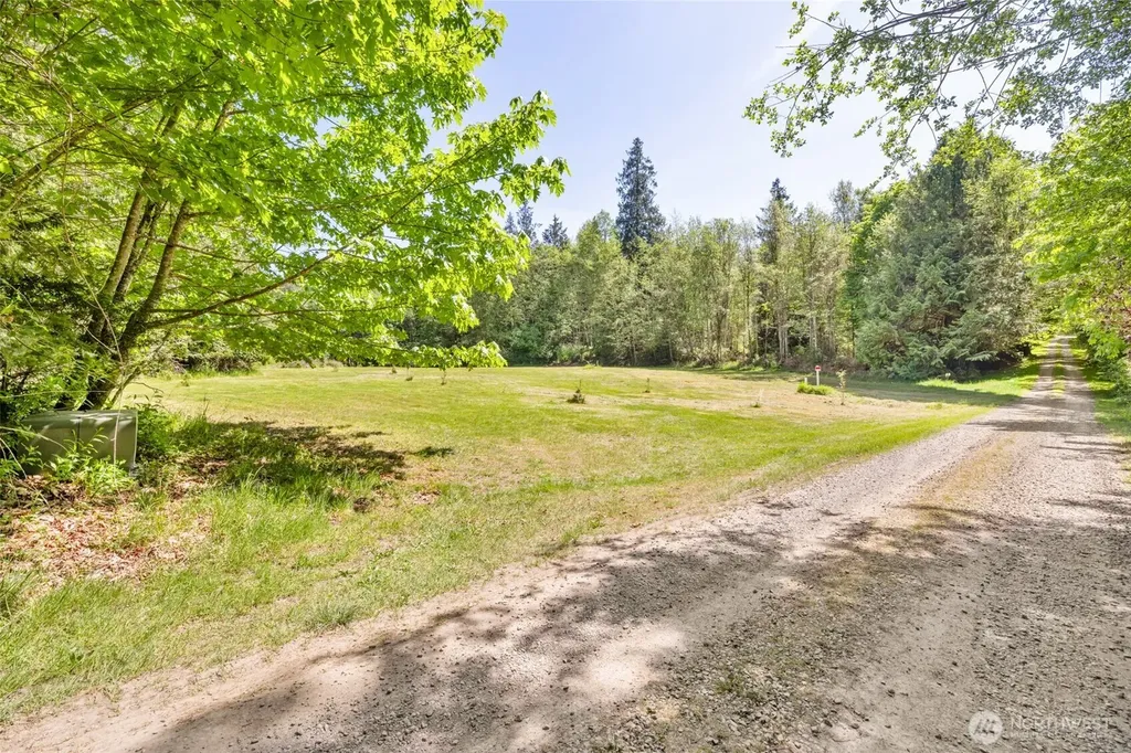 1543 Gasman Road Port Angeles WA 98362