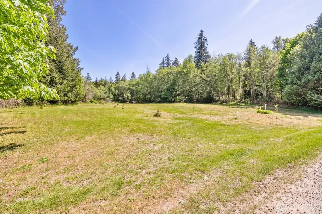 1543 Gasman Road Port Angeles WA 98362