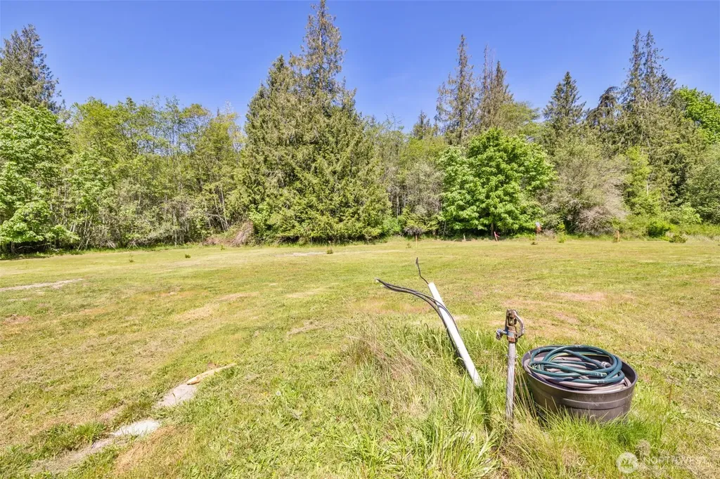 1543 Gasman Road Port Angeles WA 98362