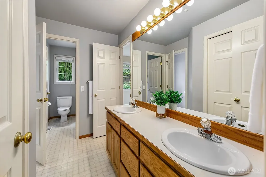 19225 SE 25th Street Sammamish WA 98075