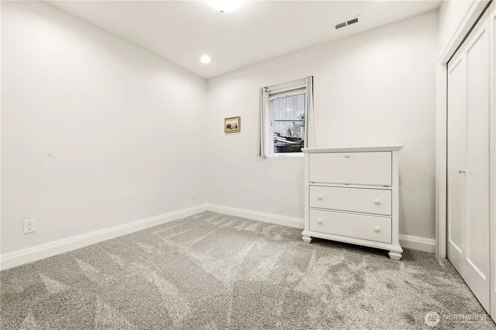 7226 S Ryan Street Seattle WA 98178