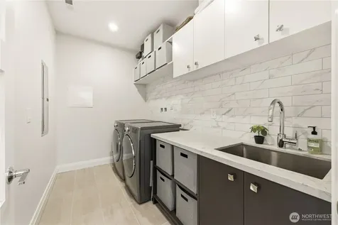 7226 S Ryan Street Seattle WA 98178