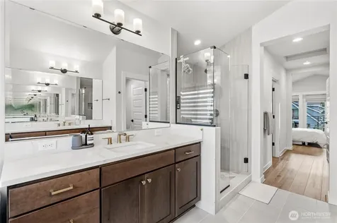 10329 135th Circle NE Kirkland WA 98033