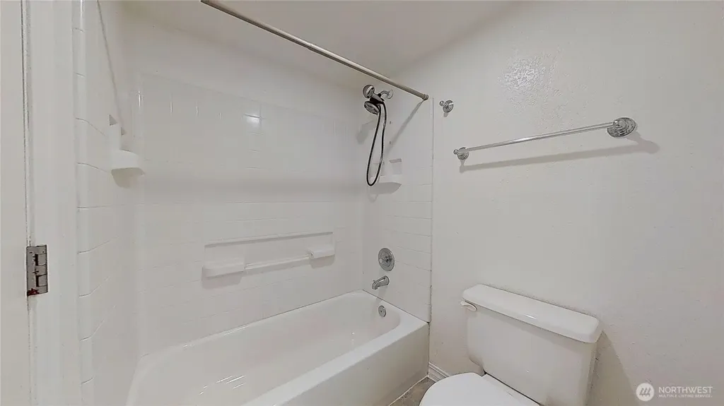 1700 W Sunn Fjord Lane Bremerton WA 98312