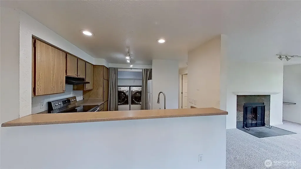 1700 W Sunn Fjord Lane Bremerton WA 98312