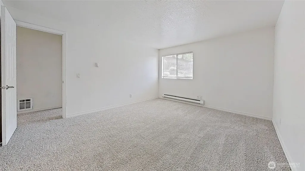 1700 W Sunn Fjord Lane Bremerton WA 98312