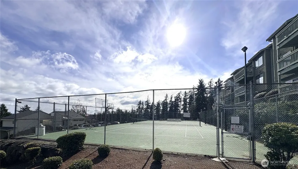 1700 W Sunn Fjord Lane Bremerton WA 98312